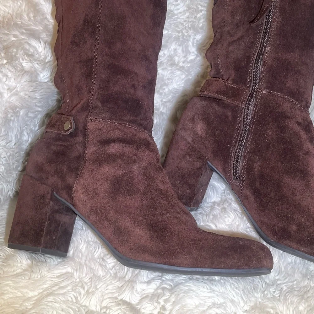 Franco sarto women’s Brown Suede Knee-High Boots size 10